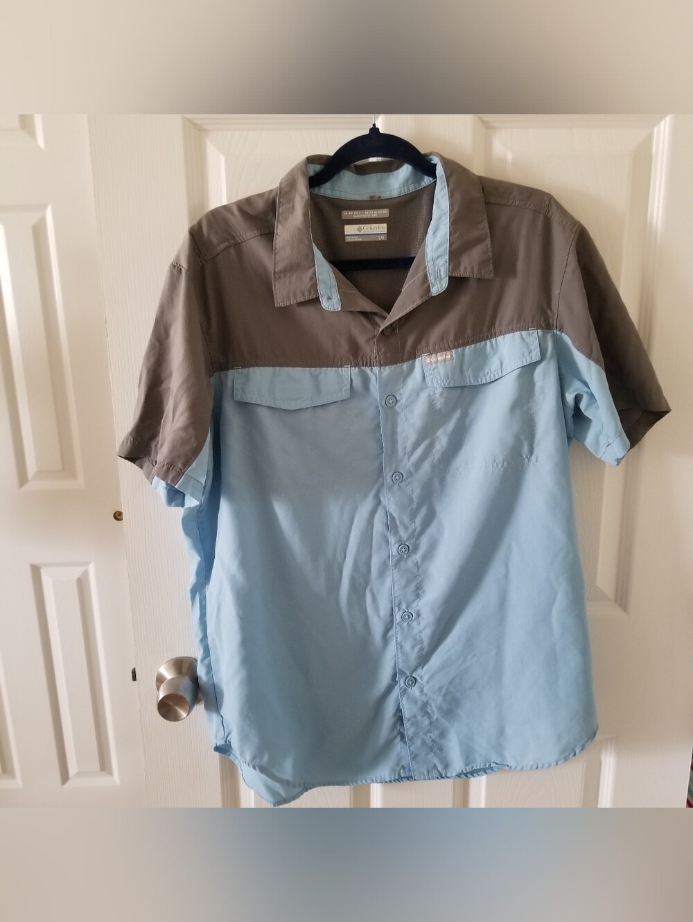 Columbia Men's button Down Shirt L